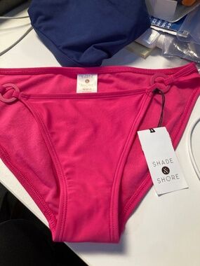 NWT size 0 2 magenta shade and shore swim bottoms